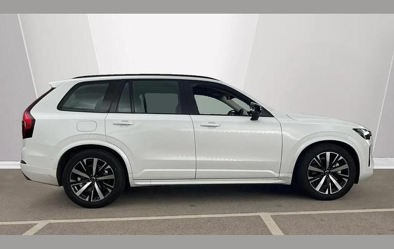 New Volvo XC90 Plus 455 HP (334 kW) 2026 Black SUV