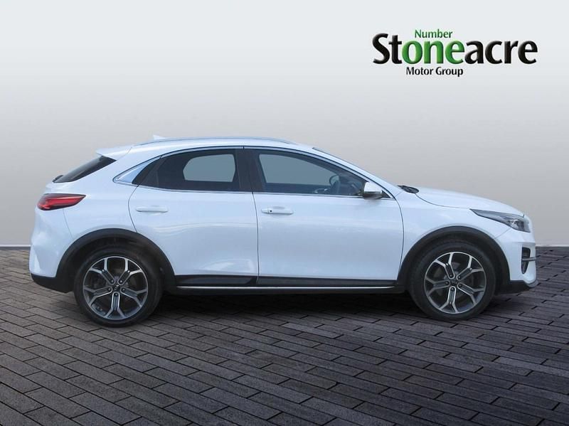 Used Kia XCeed 118 HP (86 kW) 2021 White SUV