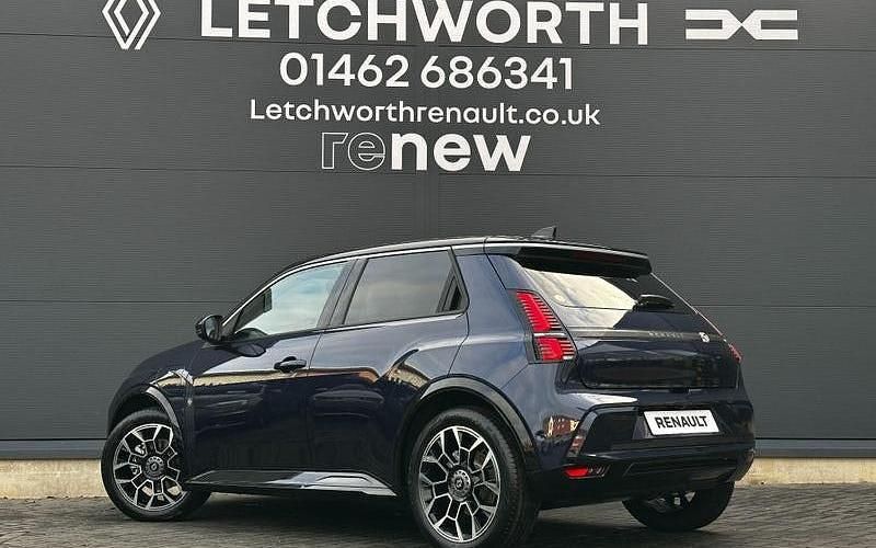New Renault 5 E-Tech Komfort 110 kW (150 HP) 2025 Hatchback