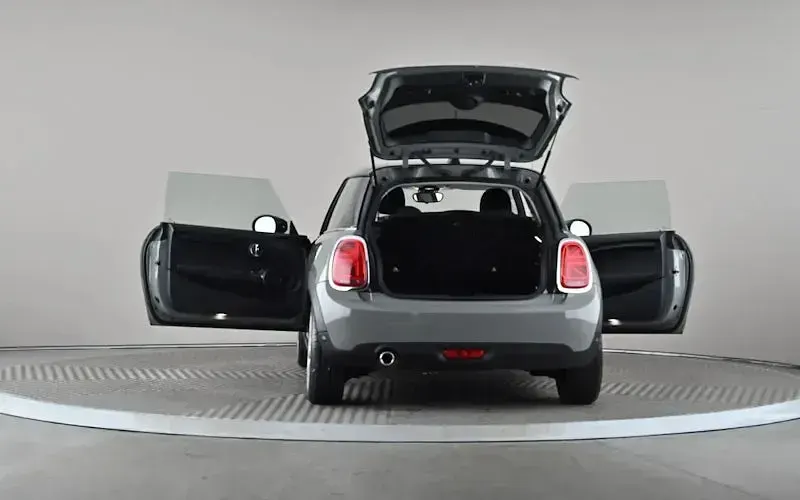 Used Mini Cooper Classic 136 HP (100 kW) 2020 Grey Hatchback