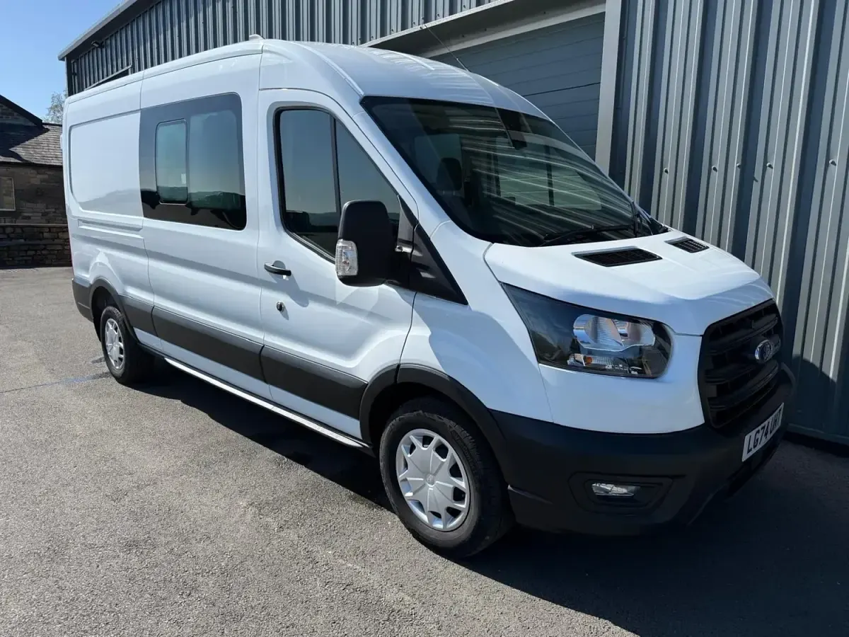 Second-hand Ford Transit Trend 130 CP (95 kW) 2024 Alb Van
