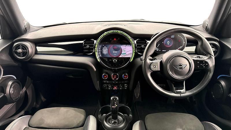 Used Mini Cooper Hatch 134 HP (98 kW) 2021 Grey Hatchback