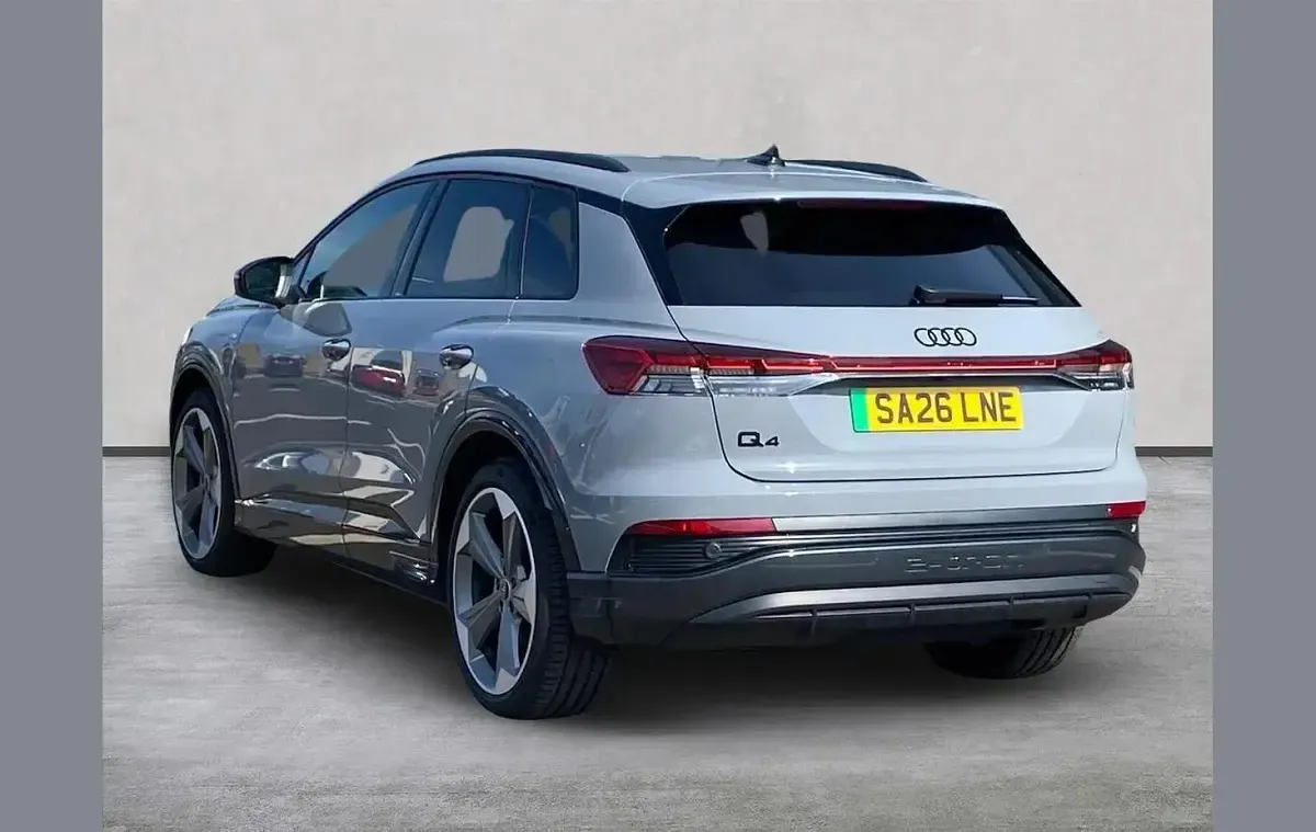 Used Audi Q4 e-tron Black Edition 210 kW (286 HP) 2026 Grey SUV