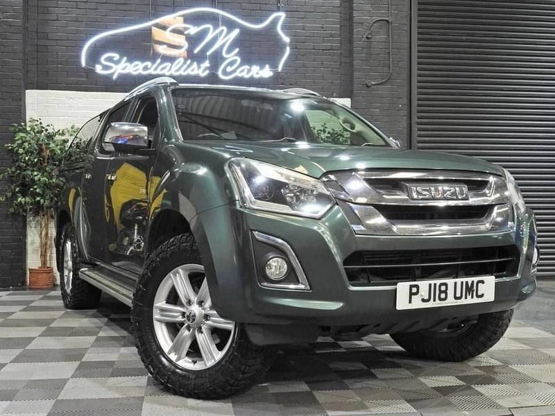 Used Isuzu Pick up 164 HP (120 kW) 2018 Green Pickup