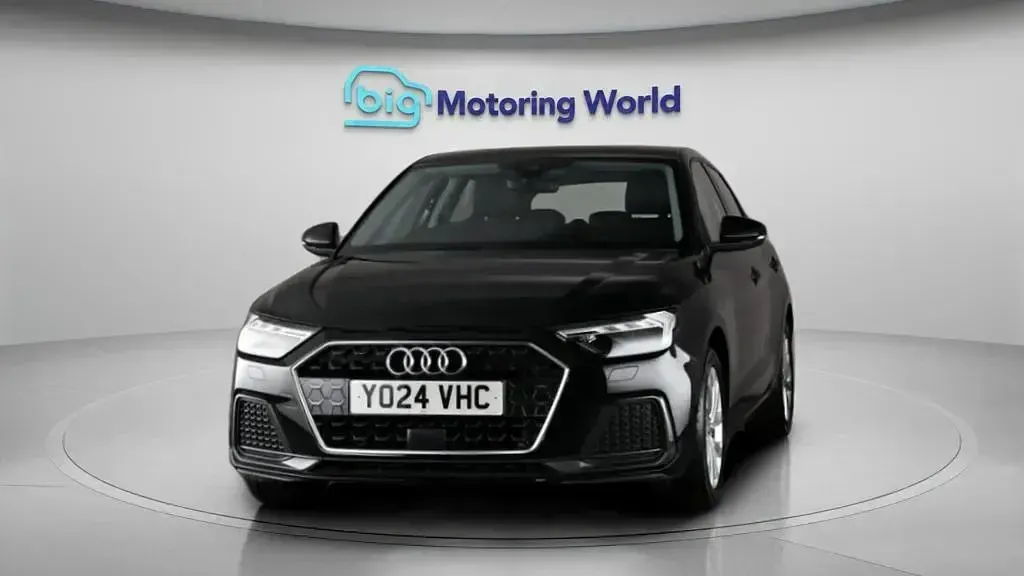 Used Audi A1 Sportback Sport 95 HP (69 kW) 2024 Black Hatchback