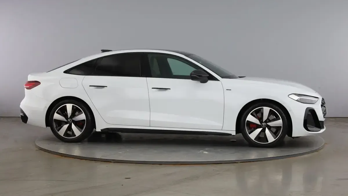 Used Audi A5 Advanced 295 HP (216 kW) 2025 White Sedan
