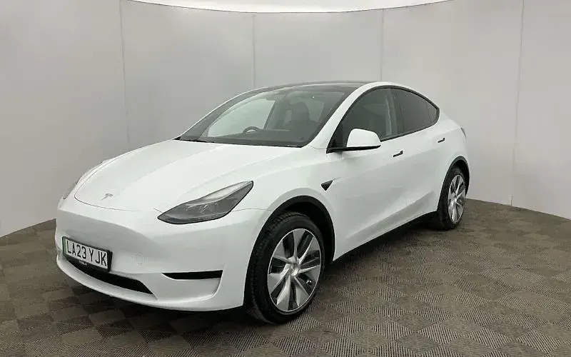 Used Tesla Model Y Standard Range 219 kW (299 HP) 2023 SUV