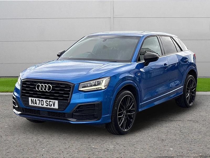 Używany Audi Q2 Black Edition 148 KM (108 kW) 2020 Niebieski SUV