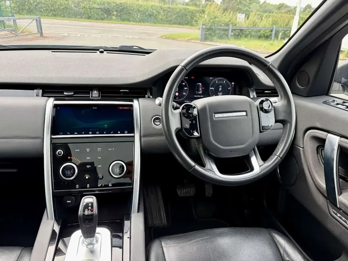 Begagnad Land Rover Discovery Sport SE 2019 Vit SUV