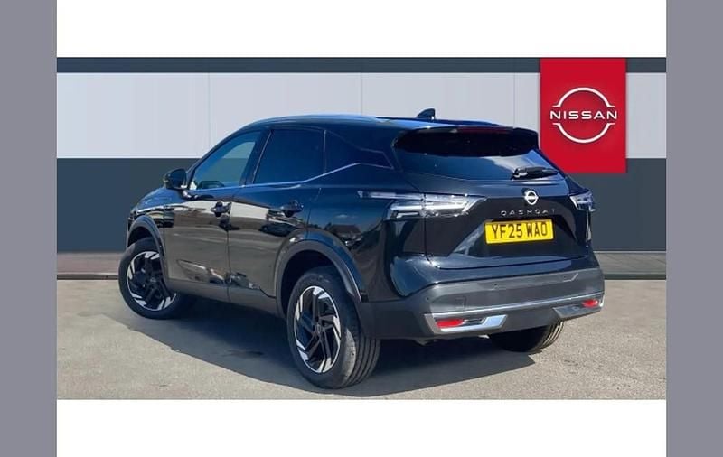 New Nissan Qashqai N-Connecta 140 HP (102 kW) 2025 Black SUV