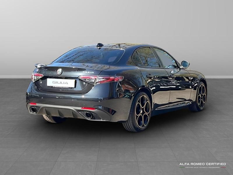 New Alfa Romeo Giulia 276 HP (202 kW) 2026 Black Sedan