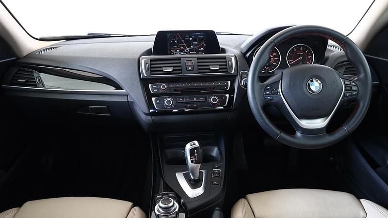 Used BMW 218 Sport Line 150 HP (110 kW) 2017 White Coupe