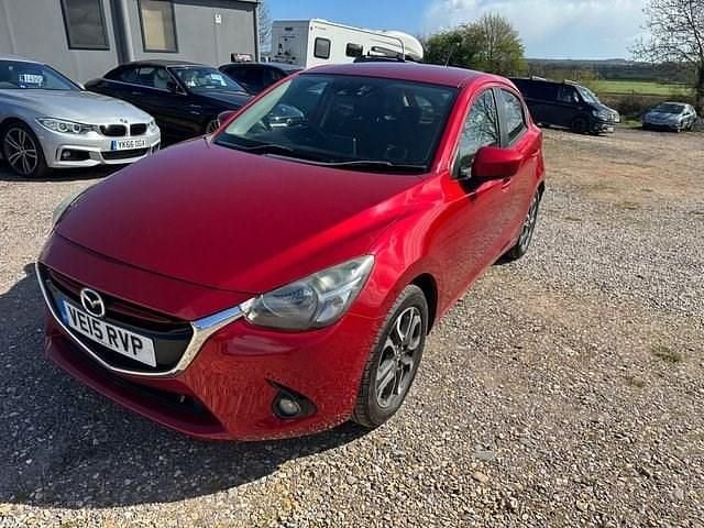 Begagnad Mazda 2 Inclusive 90 HK (66 kW) 2015 Halvkombi