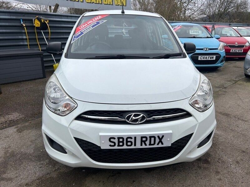 Used Hyundai i10 Classic 2011 White Hatchback
