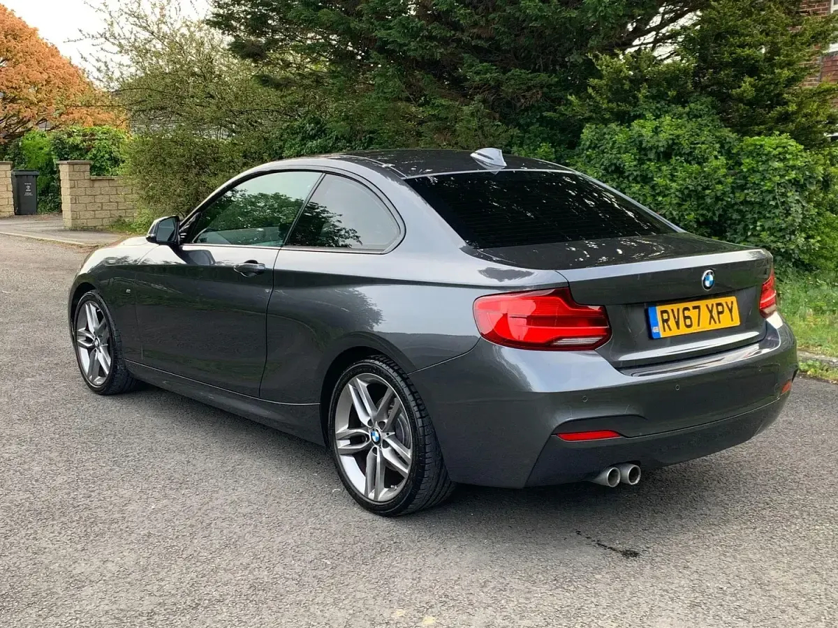 Usado BMW 220 M Sport 2017 Cinzento Coupé