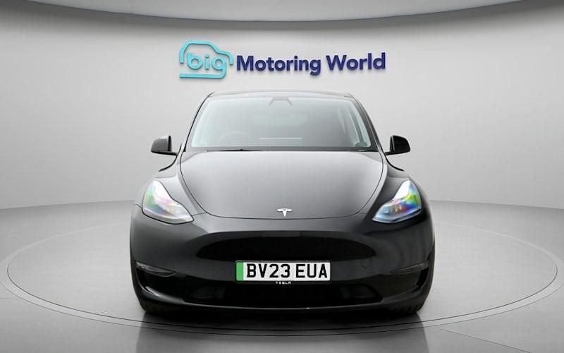 Used Tesla Model Y Long Range AWD 286 kW (389 HP) 2025 SUV