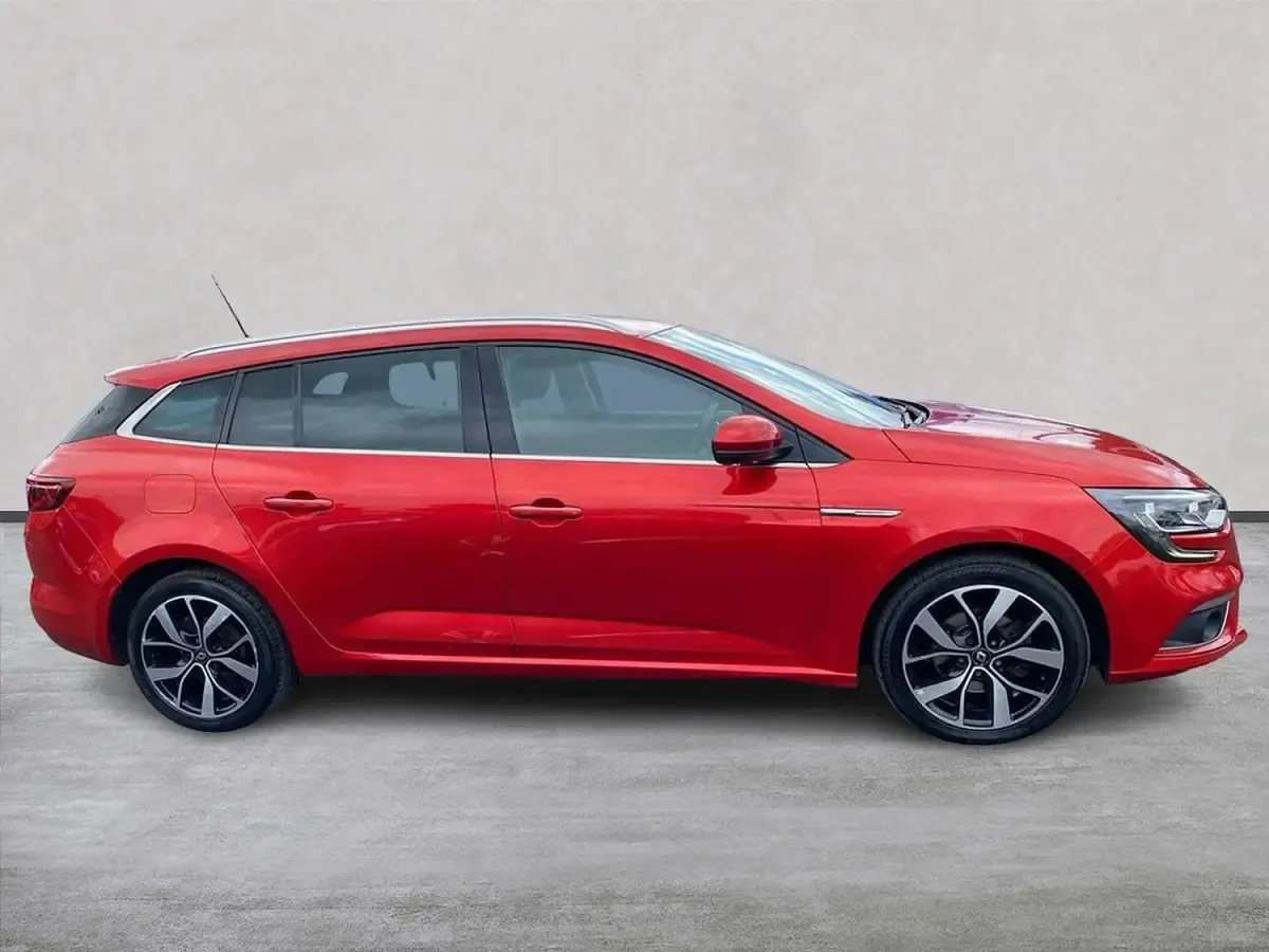 Usado Renault Mégane GrandTour Iconic 2019 Vermelho Carrinha
