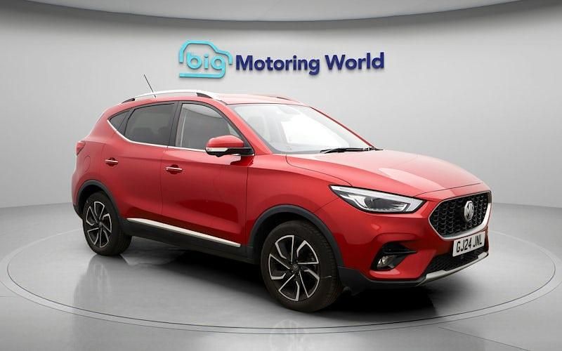 Used MG ZS Exclusive 111 HP (81 kW) 2024 Hatchback