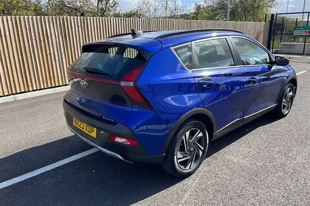 Used Hyundai Bayon SE 100 HP (73 kW) 2023 Blue SUV