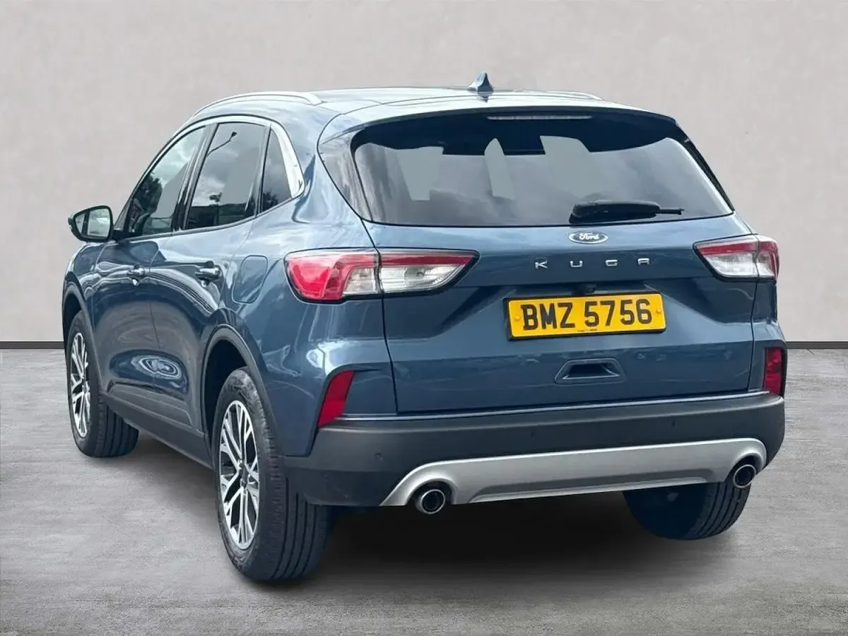 Used Ford Kuga Titanium 150 HP (110 kW) 2023 Blue SUV