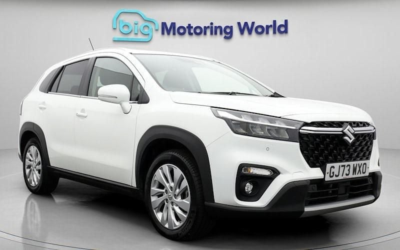 Used 2025 Suzuki SX4 S-Cross SUV | £14,000 (Good price) - Image 1/4