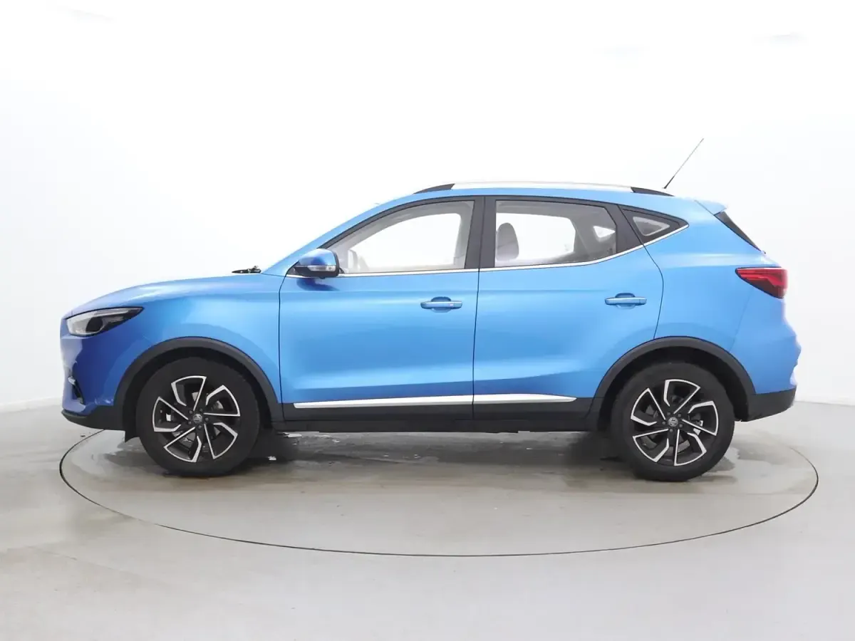 Usado MG ZS Exclusive 111 CV (81 kW) 2023 Azul SUV