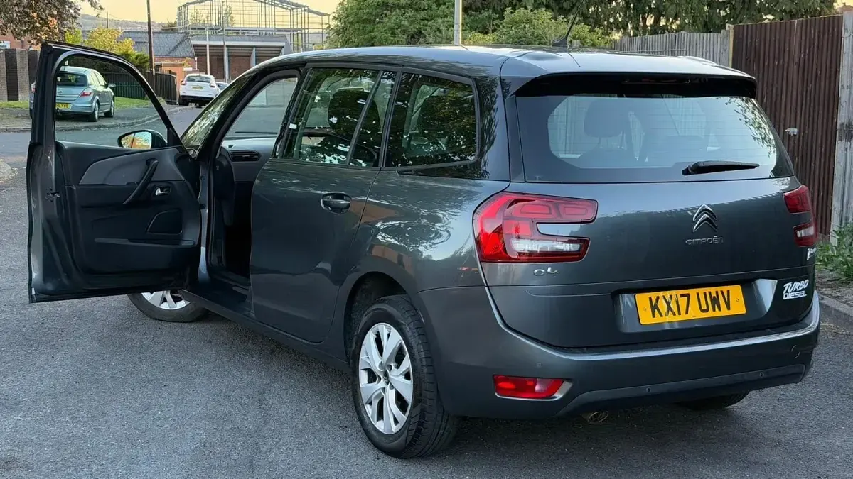 Used Citroën Grand C4 Picasso Touch 100 HP (73 kW) 2017 Grey MPV