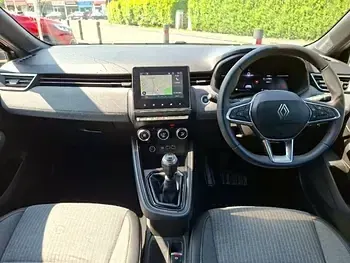 Used Renault Clio Techno 90 HP (66 kW) 2025 Black Hatchback