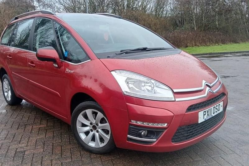 Used Citroën Grand C4 Picasso VTR Sport 2011 Red MPV