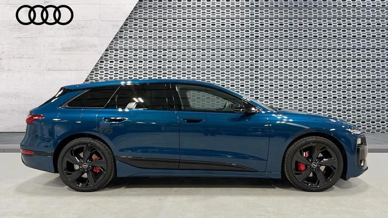 Used Audi A6 e-tron Performance 269 kW (367 HP) 2025 Blue  Estate