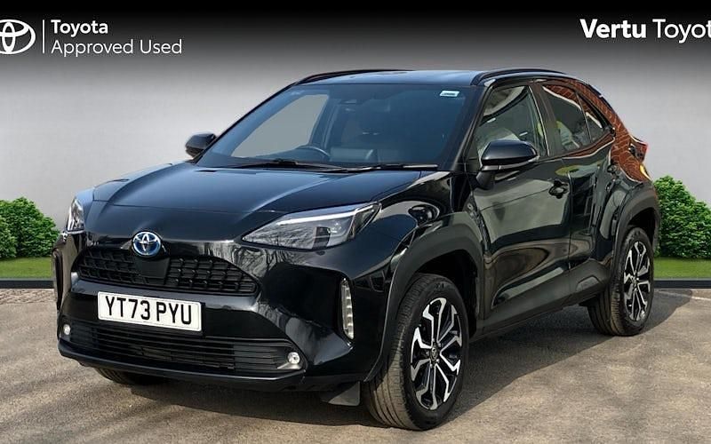 Used Toyota Yaris Hybrid Design 116 HP (85 kW) 2026 Estate