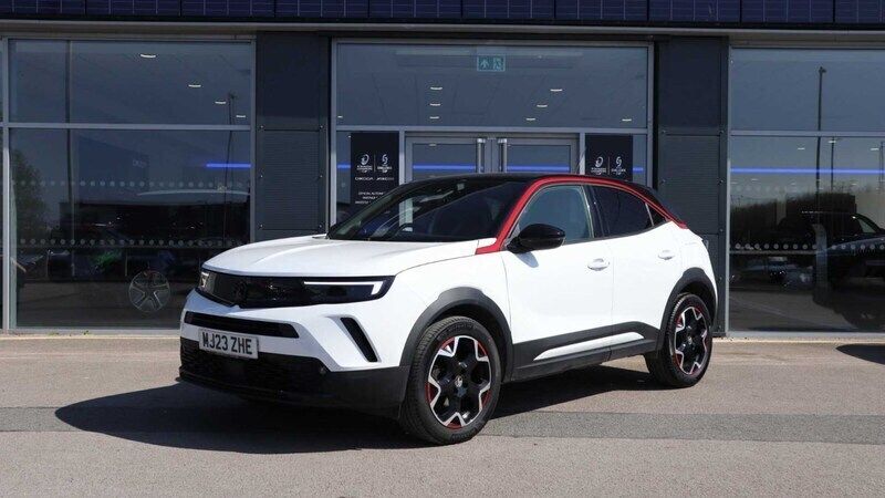 White Used 2023 Vauxhall Mokka GS Line SUV | £16,678 (Fair price) - Image 1/3