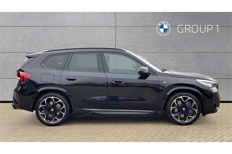 New BMW X1 Luxury Line 300 HP (220 kW) 2026 Black sapphire metallic paint SUV