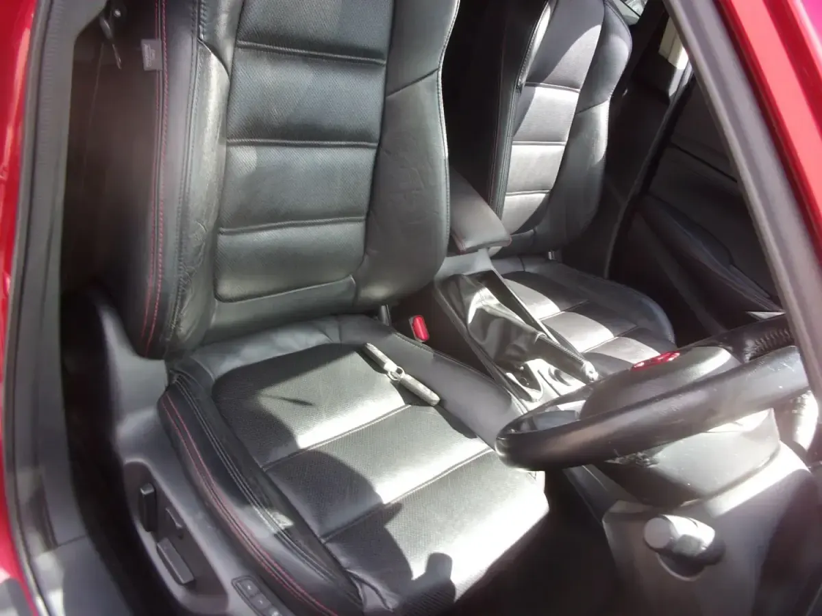 Usado Mazda 6 Inclusive 175 HP (128 kW) 2015 Vermelho Carrinha