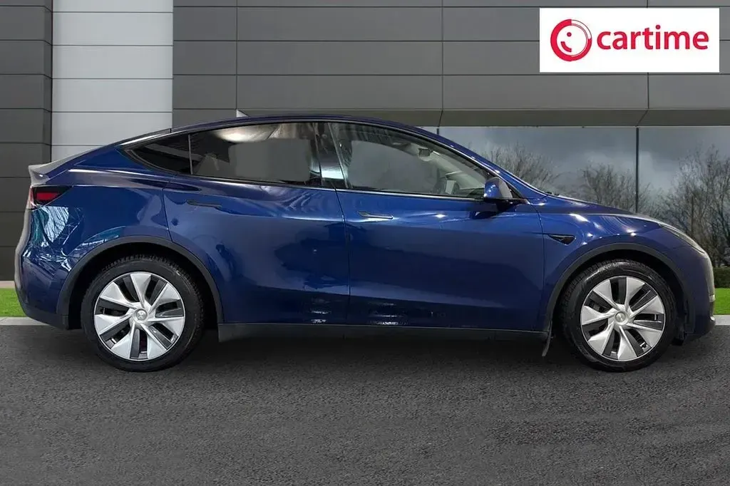 Used Tesla Model Y 282 kW (384 HP) 2022 Blue SUV