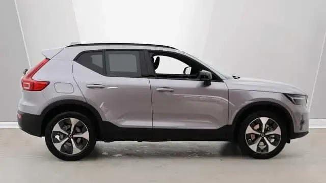 Used Volvo XC40 Plus 163 HP (119 kW) 2026 SUV