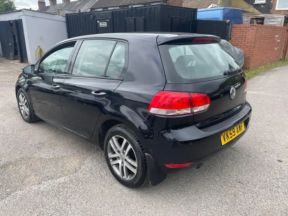 Used VW Golf VI SE 105 HP (77 kW) 2009 Black Hatchback