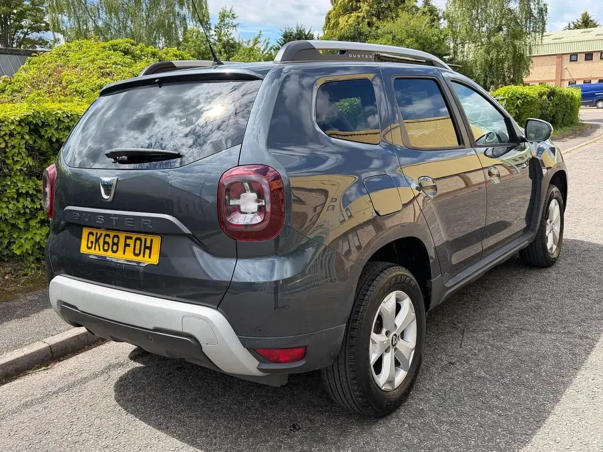 Used Dacia Duster Comfort 115 HP (84 kW) 2018 Grey SUV