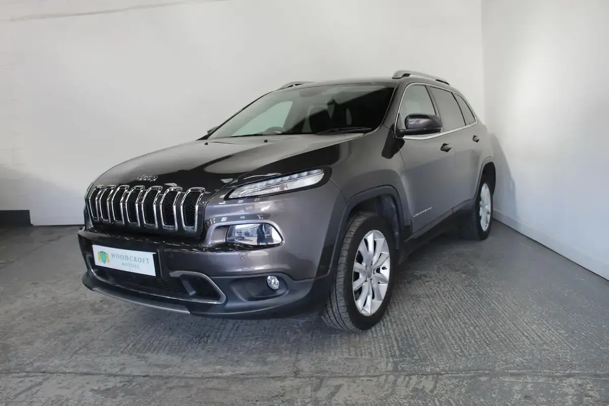 Used Jeep Cherokee Limited 170 HP (125 kW) 2015 Grey SUV