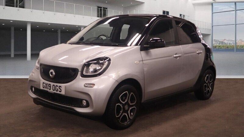 Used 2019 Smart ForFour Electric Drive Prime Hatchback | £7,699 (Fair price) - Image 1/4
