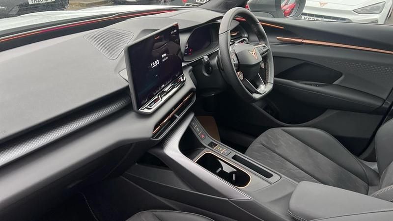 Used Cupra Terramar 150 HP (110 kW) 2025 Glacial white SUV