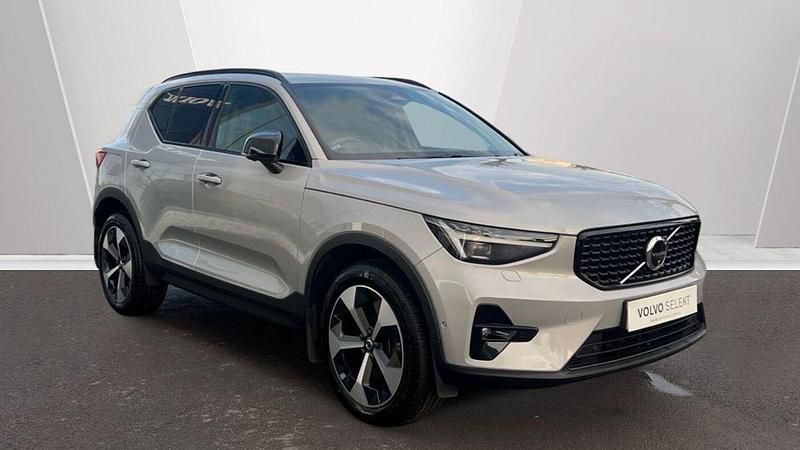 Silver Used 2024 Volvo XC40 Ultimate SUV | £32,493 (Fair price) - Image 1/4