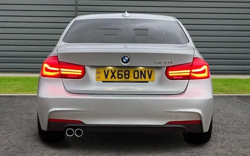 Used BMW 320 M Sport 184 HP (135 kW) 2018 Silver Sedan
