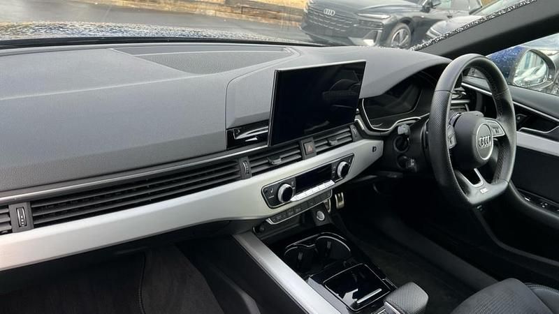 Used Audi A4 S-Line 150 HP (110 kW) 2023 Blue Sedan