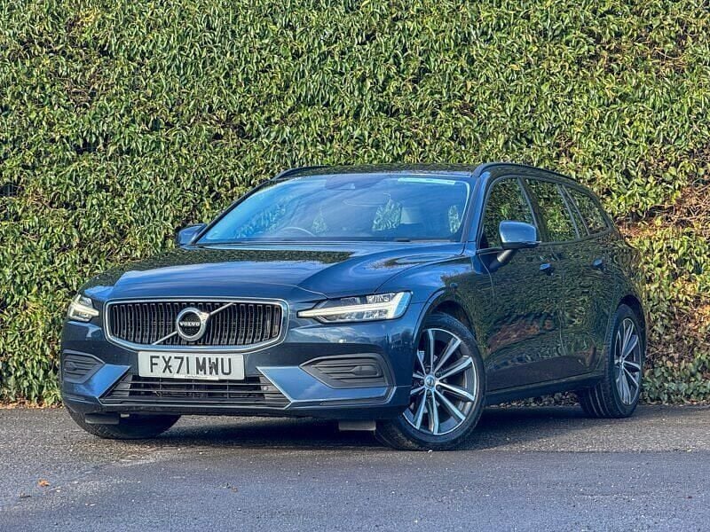 Used Volvo V60 Momentum 163 HP (119 kW) 2021 Blue Estate