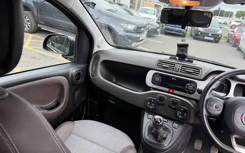Used Fiat Panda Cross Cross 90 HP (66 kW) 2020 Black Hatchback