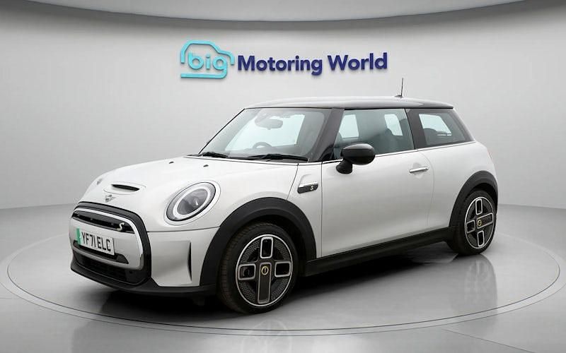 Used Mini Cooper Level 2 135 kW (184 HP) 2023 Hatchback