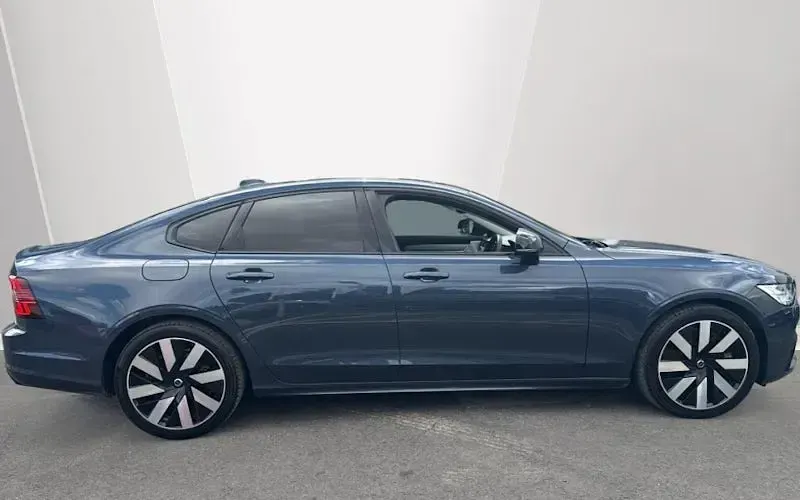Used Volvo S90 Ultimate 455 HP (334 kW) 2023 Blue Sedan