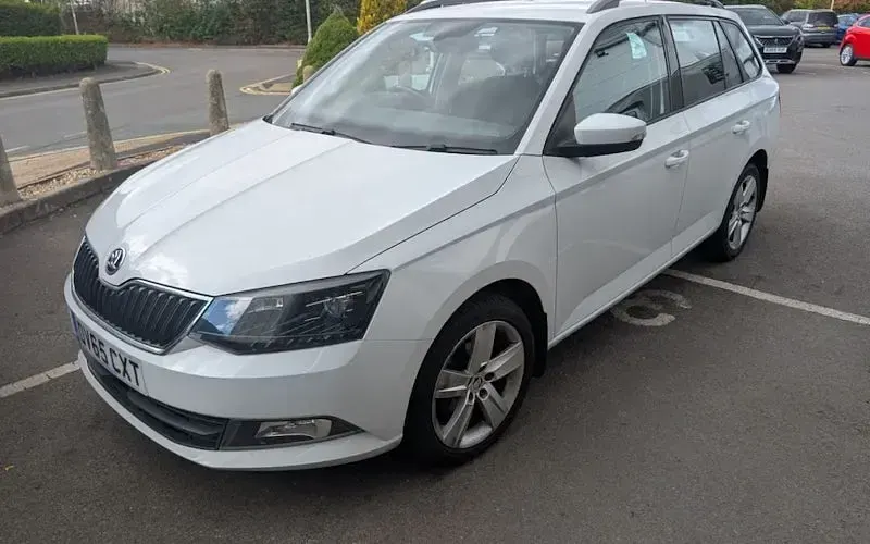 Used Skoda Fabia SE L 90 HP (66 kW) 2015 Estate