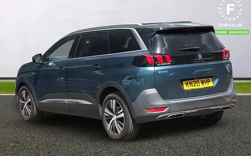 Gebraucht Peugeot 5008 GT-line 131 PS (96 kW) 2020 Grün Van / Kleinbus